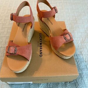 Lucky Brand Women's Coral Wedge Sandals